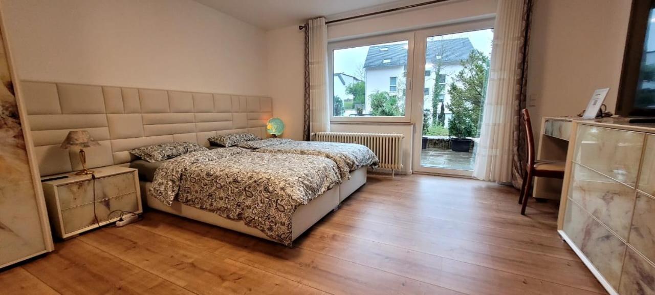 Schoene Wohnung Am Georgenberg Ρόιτλινγκεν Εξωτερικό φωτογραφία